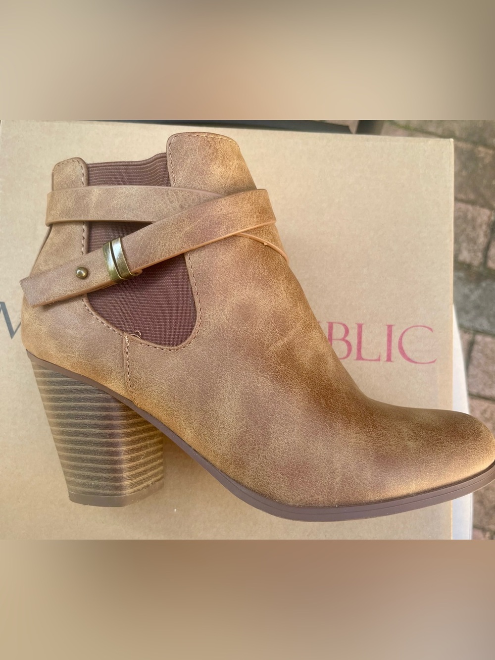 Marco Republic Brown Faux-Leather Ankle Booties with Side Zip Size 6.5 M